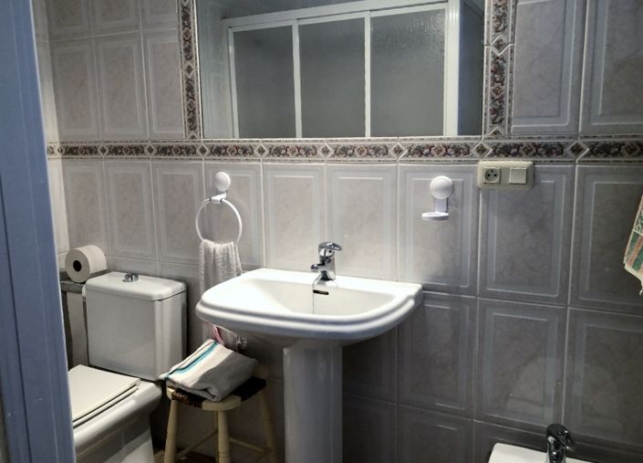 Image No.14-3 Bed Townhouse for sale