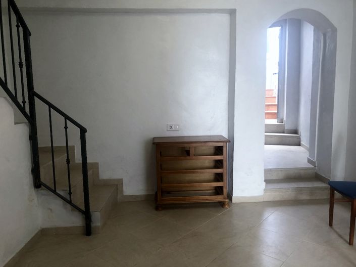 Image No.11-2 Bed Property for sale