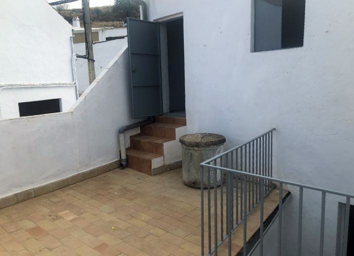 Image No.23-2 Bed Property for sale