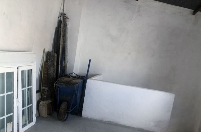 Image No.24-2 Bed Property for sale