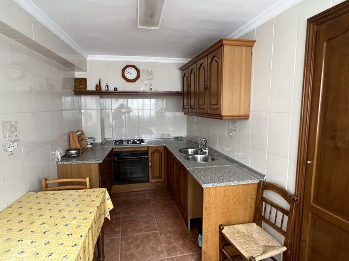 Image No.26-5 Bed Townhouse for sale