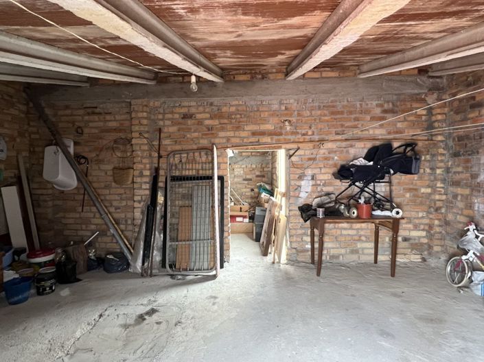 Image No.30-5 Bed Townhouse for sale