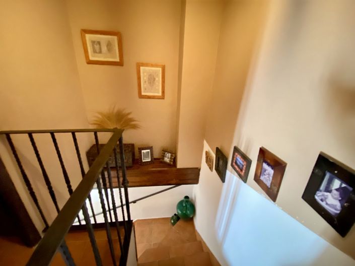 Image No.22-3 Bed Property for sale