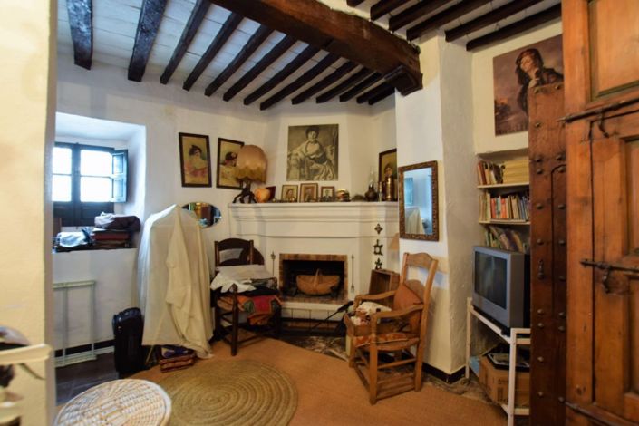 Image No.21-5 Bed Townhouse for sale