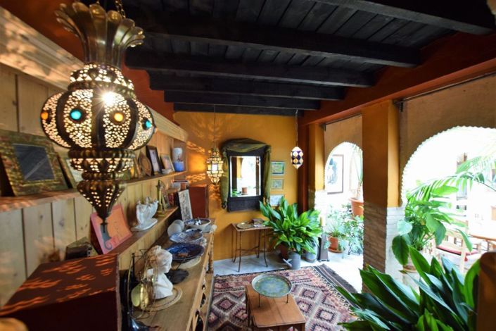 Image No.6-5 Bed Townhouse for sale