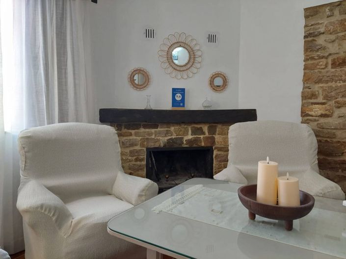 Image No.3-2 Bed Property for sale