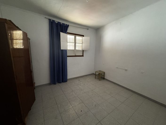 Image No.17-3 Bed Townhouse for sale