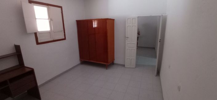 Image No.37-3 Bed Townhouse for sale