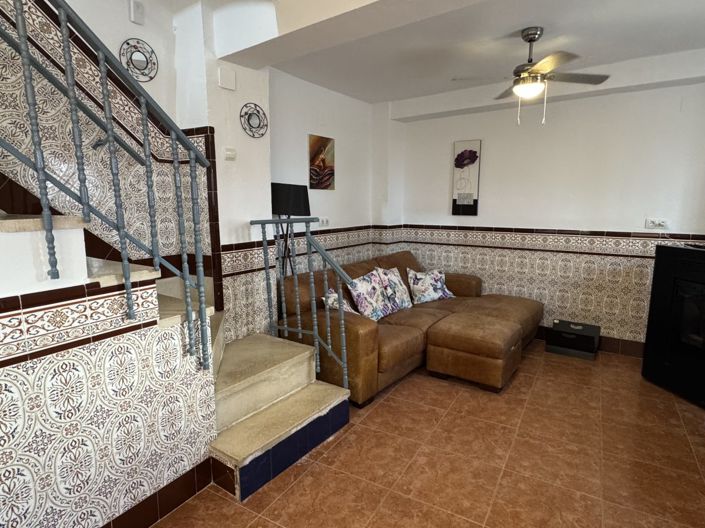 Image No.11-3 Bed Townhouse for sale