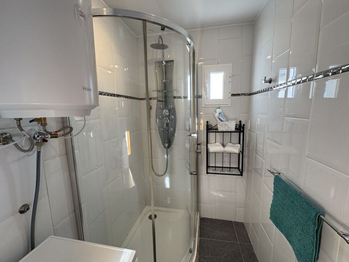 Image No.13-3 Bed Townhouse for sale