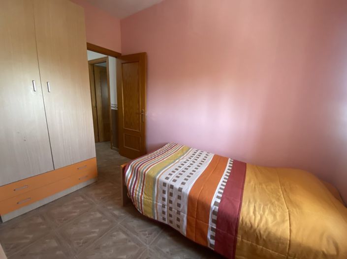 Image No.24-3 Bed Commercial for sale