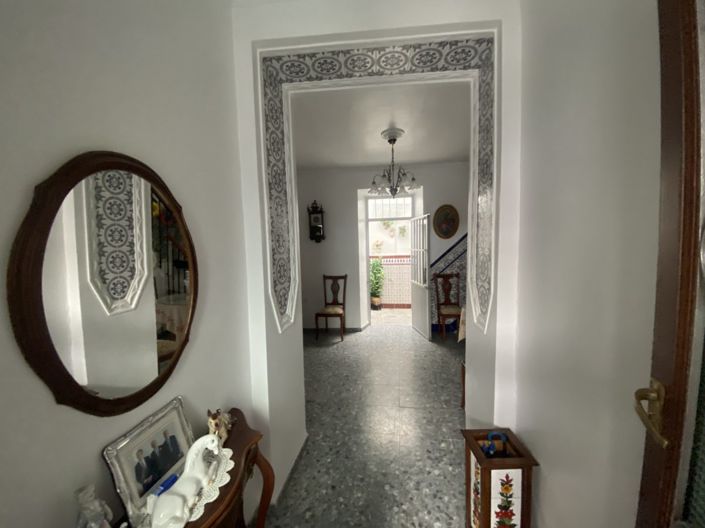 Image No.4-4 Bed Townhouse for sale