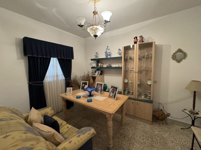 Image No.5-3 Bed Townhouse for sale