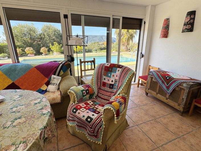 Image No.35-6 Bed Property for sale