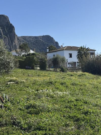 Image No.51-6 Bed Property for sale