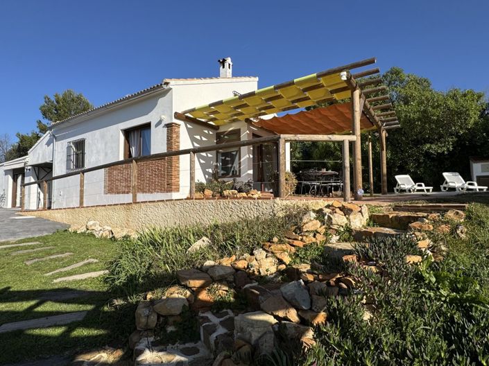 Image No.20-4 Bed Property for sale