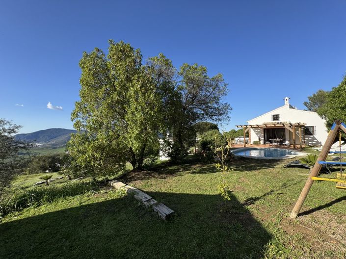 Image No.30-4 Bed Property for sale