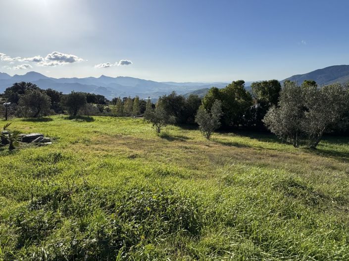 Image No.33-4 Bed Property for sale