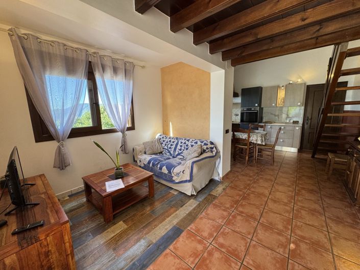 Image No.11-4 Bed Property for sale