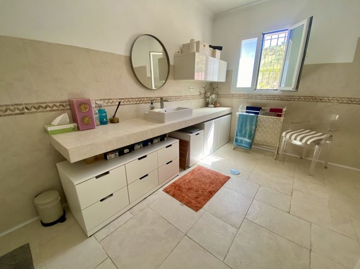 Image No.46-2 Bed Property for sale