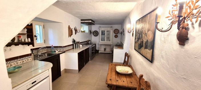 Image No.23-10 Bed Vineyard for sale