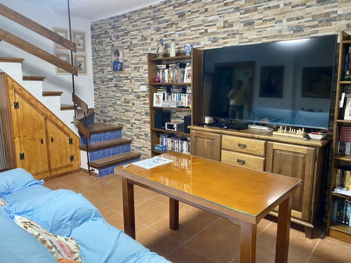 Image No.7-3 Bed Property for sale