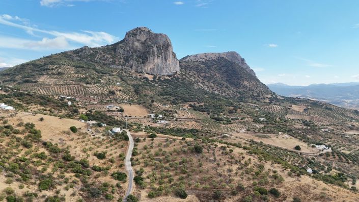 Image No.42-4 Bed Property for sale