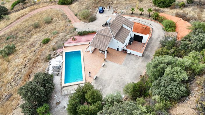 Image No.5-4 Bed Property for sale