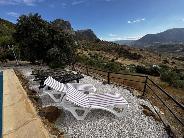 Image No.55-4 Bed Property for sale