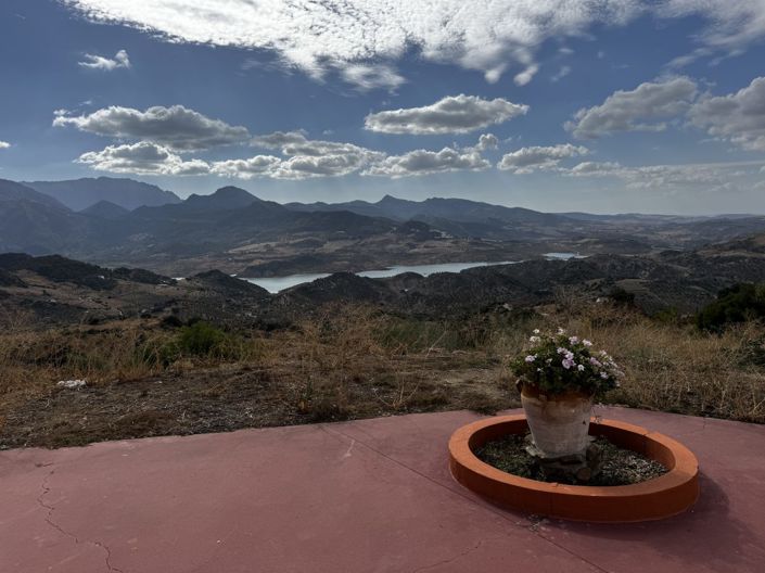 Image No.59-4 Bed Property for sale