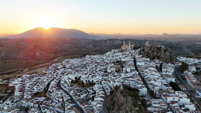 Image No.14-2 Bed Townhouse for sale