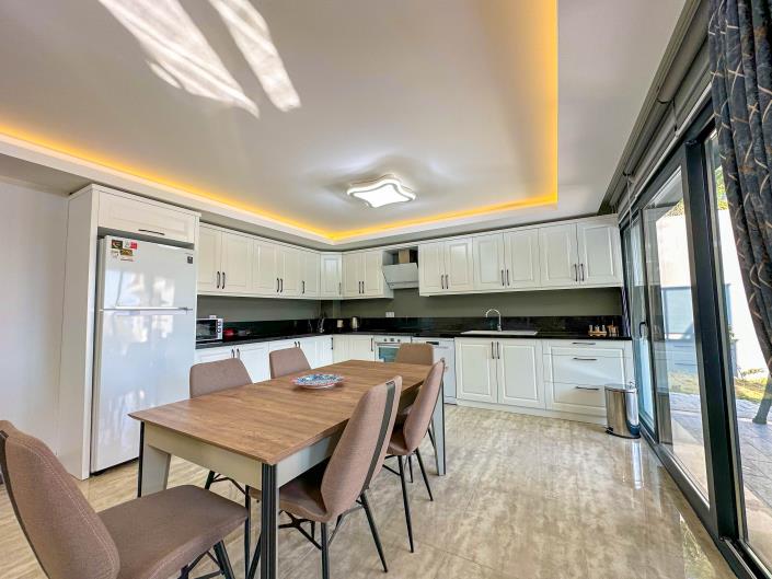 Image No.7-5 Bed Villa / Detached for sale