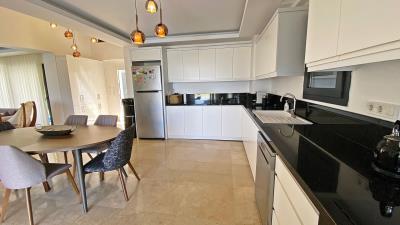 db5bf524-90af-4f56-8ed9-8bd04323d40d