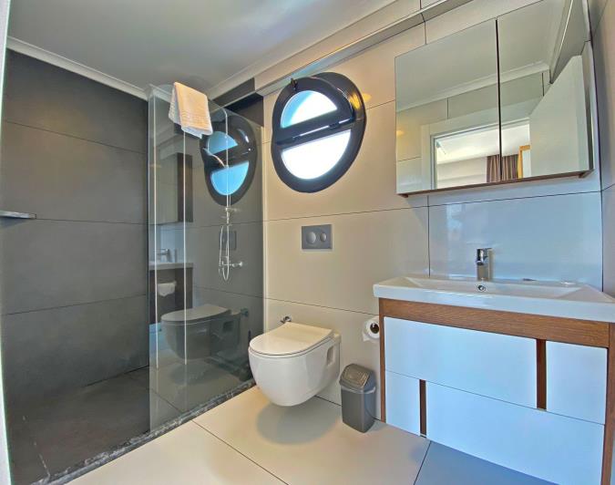 Image No.18-4 Bed Villa / Detached for sale