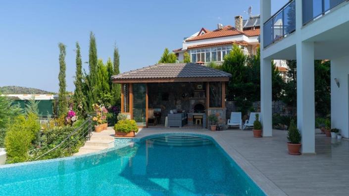 Image No.45-4 Bed Villa / Detached for sale