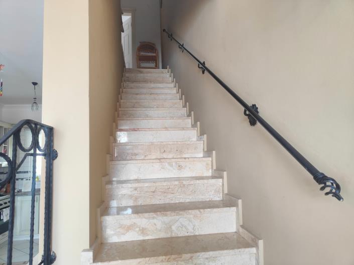 Image No.20-2 Bed Apartment for sale