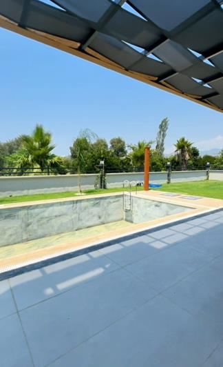 Image No.6-3 Bed Villa / Detached for sale