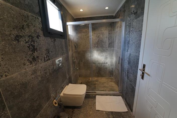 Image No.27-4 Bed Villa / Detached for sale