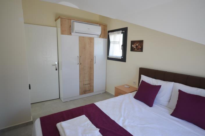 Image No.30-4 Bed Villa / Detached for sale