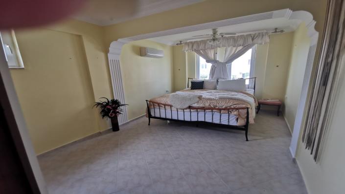 Image No.19-4 Bed Apartment for sale