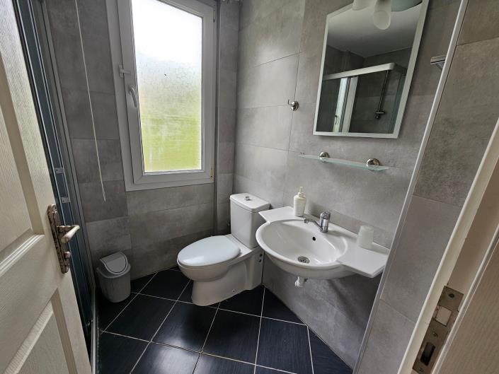 Image No.27-2 Bed Apartment for sale