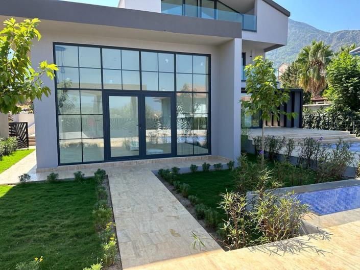 Image No.21-5 Bed House/Villa for sale