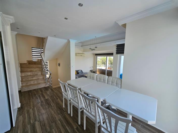 Image No.13-4 Bed House/Villa for sale