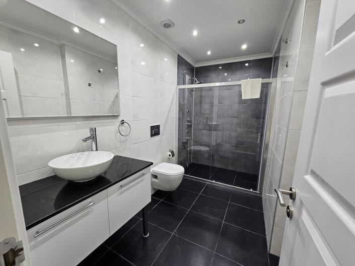 Image No.33-4 Bed House/Villa for sale