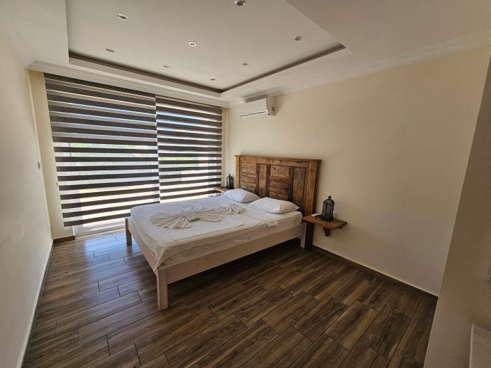 Image No.39-4 Bed House/Villa for sale