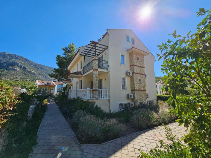 Image No.3-3 Bed Apartment for sale