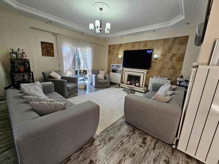 Image No.13-4 Bed Villa / Detached for sale