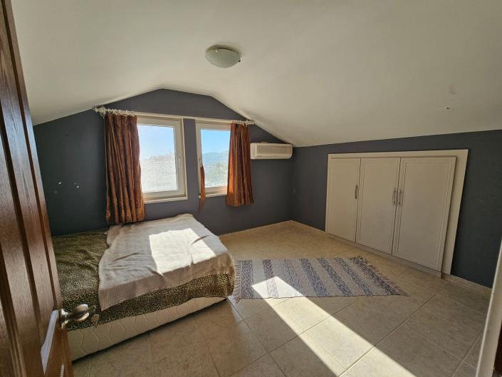 Image No.30-4 Bed Apartment for sale