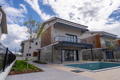 1 - Çalis, Maison / Villa