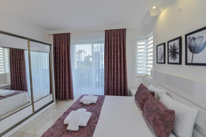 Image No.21-4 Bed Villa / Detached for sale